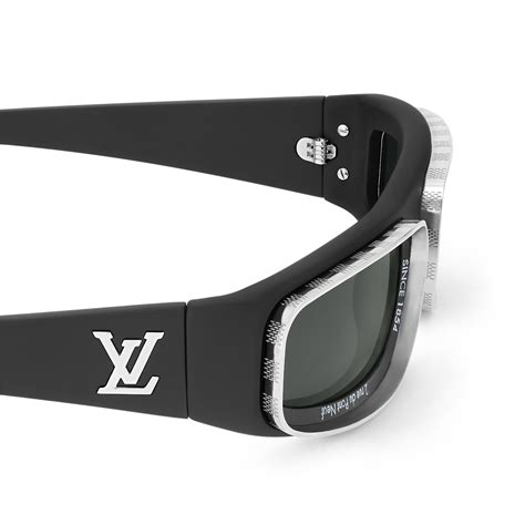 Products by Louis Vuitton: LV Super Vision Low Square Sunglasses